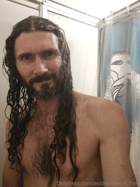 Avidaardvark Free model free picture