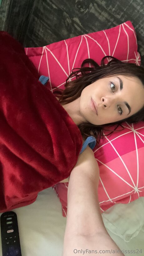 Alexissss24 perfect model photo