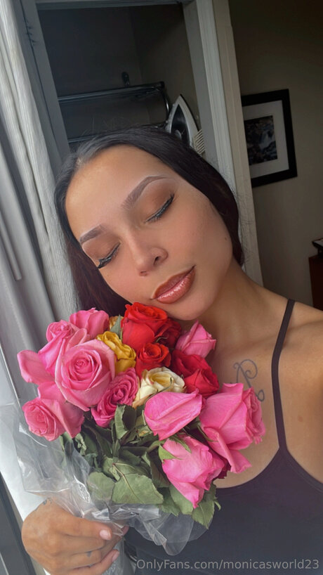 Monicasworld23 model xxx galleries