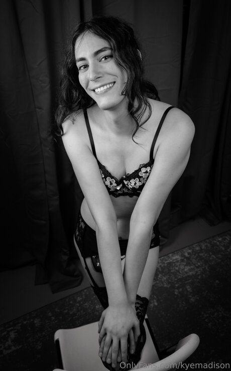 Kyemadison pornographic model pictures