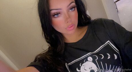 Umlikeokayhehe art pornstar images