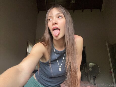 Chloepatrex model hot picture