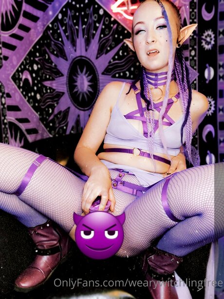 Wearywitchlingfree sex star archive