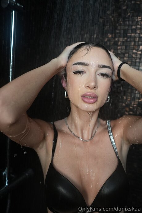 Danixskaa naked pornstar image