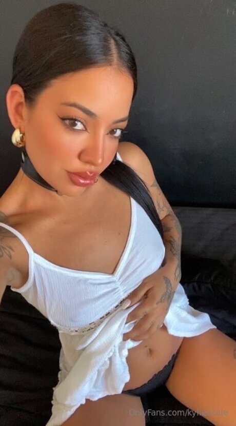 Kylieecole nudes actress pictures