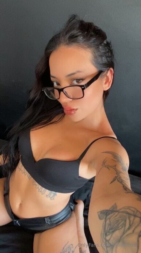 Kylieecole star nude pics