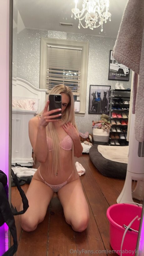 Emmbellaxo porn star pictures