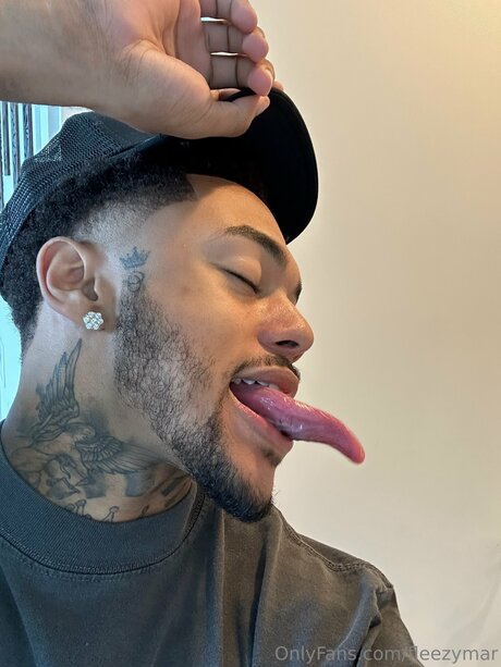 milf strip onlyfans hot pics