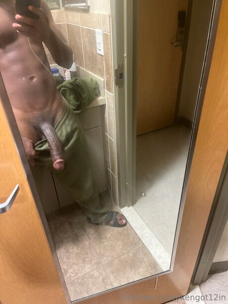 teen shower onlyfans top image