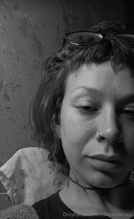 Lilithparadisex star nudes pics