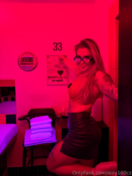 Only100cz high quality star photo