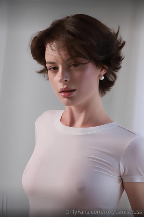 Roxytsmistress profile image