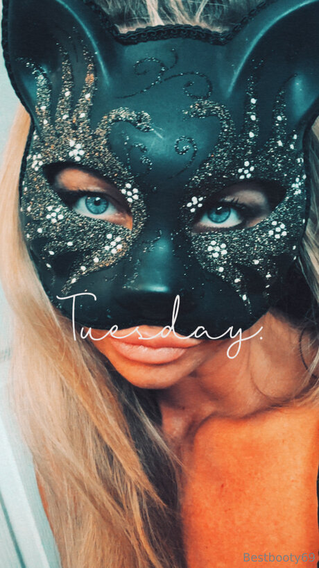 Bestbooty69 hot actress image