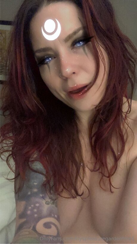 Lilyspleasuregardenfree1 model naked pictures
