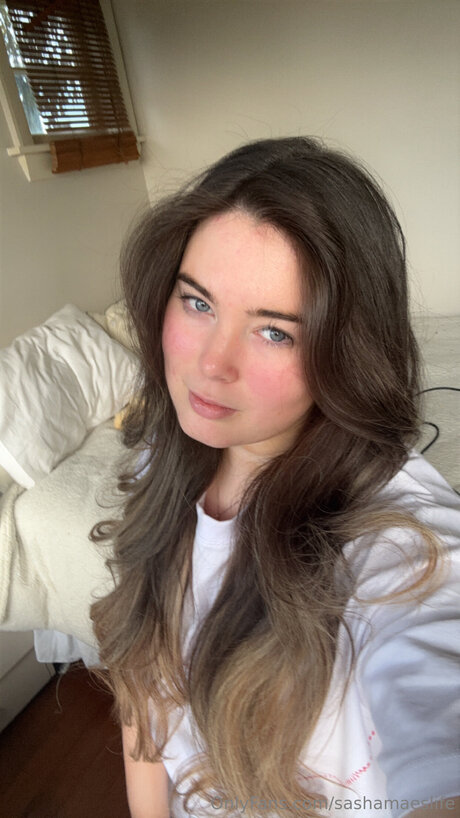 Sashamaeslife hot pornstar photo