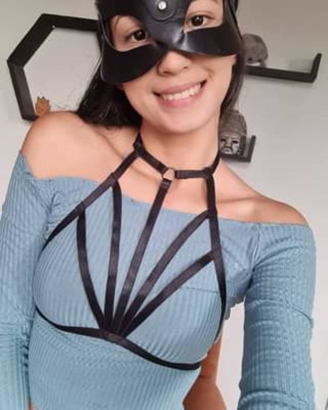 Iam Kitty model erotic img