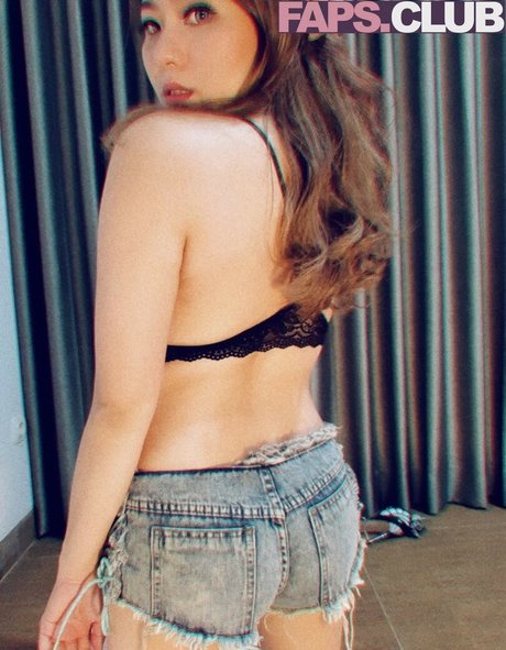 Flo The Bunny pornographic actress pics