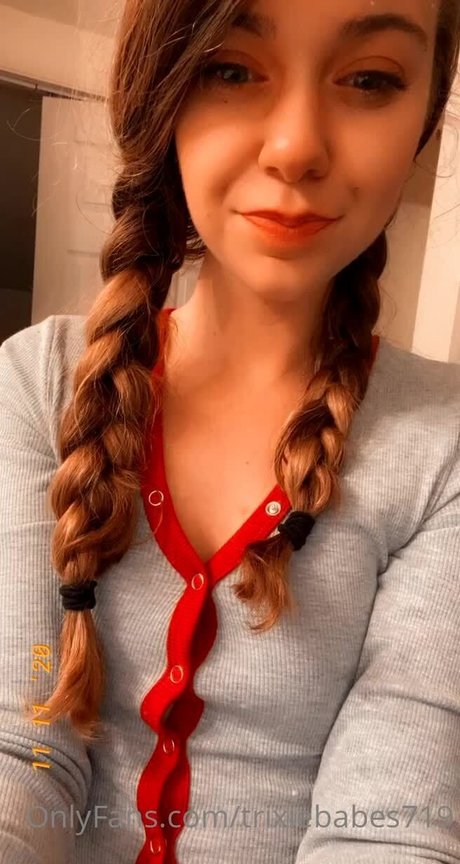 Trixie Babe pornographic actress pictures