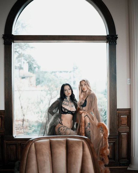 Emma Vauxdevil nude pornstar gallery