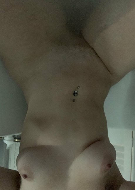 Angel Grey_ beautiful model img