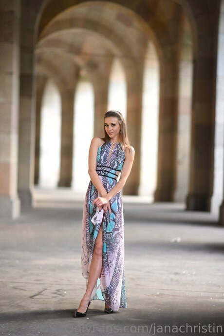 Savannahchristin pornstar free pic