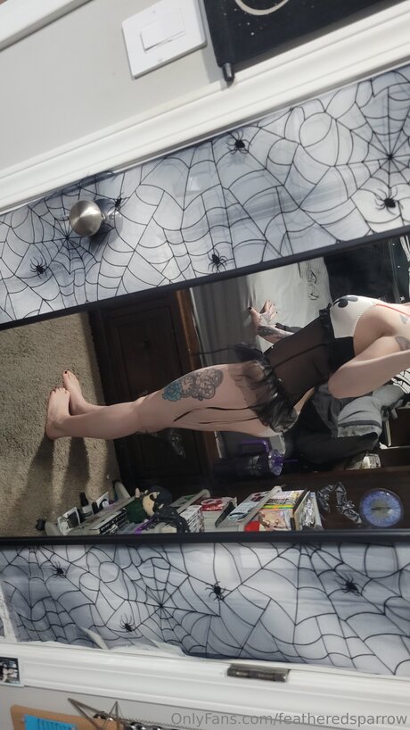 Featheredsparrow pornstar sexy picture