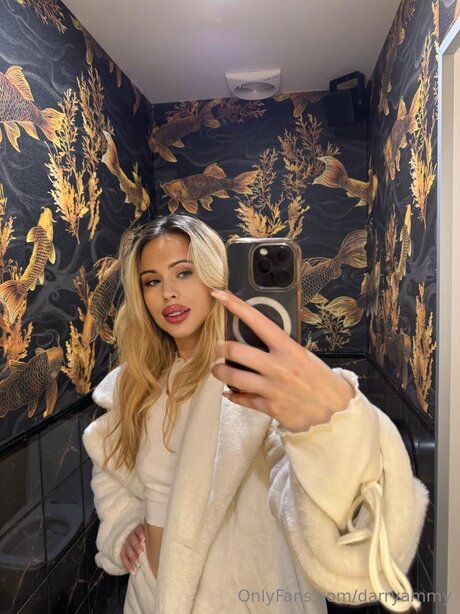 Darryammy exclusive pornstar galleries