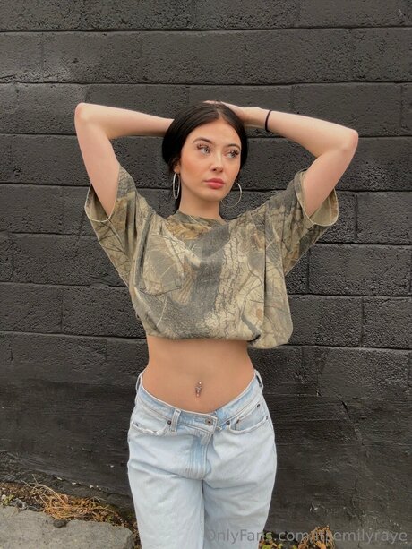 Itsemilyraye pretty star picture