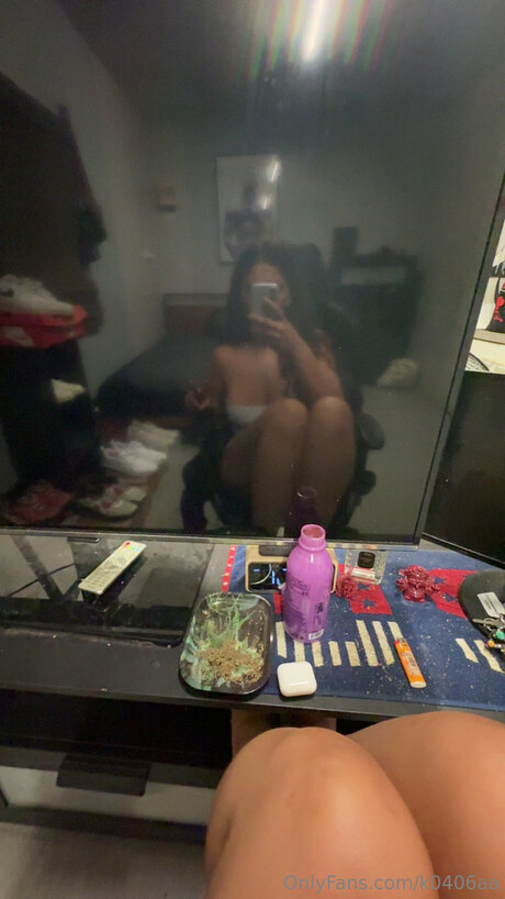 K0406aa erotic model picture
