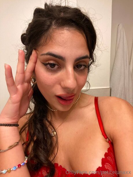 Petitelunaxx free pornstar archive