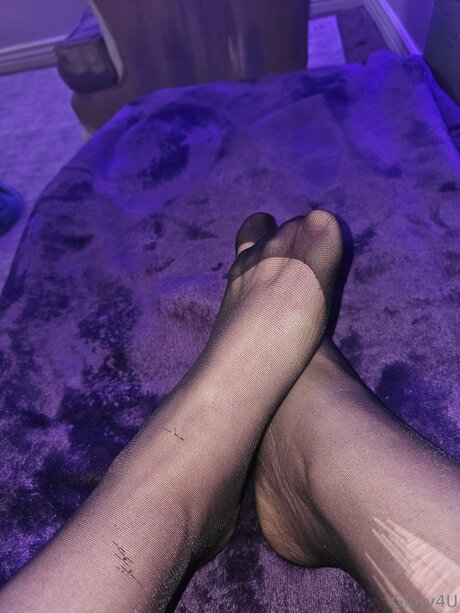 Glory4u nude model gallery