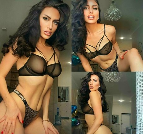 Taylor Halll_ sex model galleries