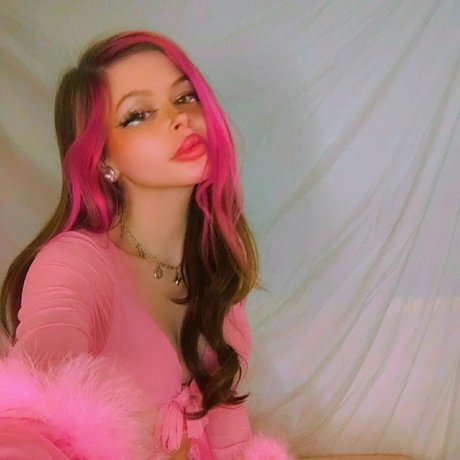 _Emily Rose Ramsay adult model img