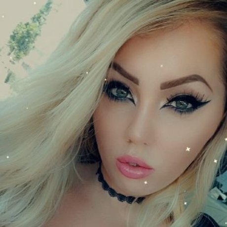 Bittersweet Temptation porn actress pics