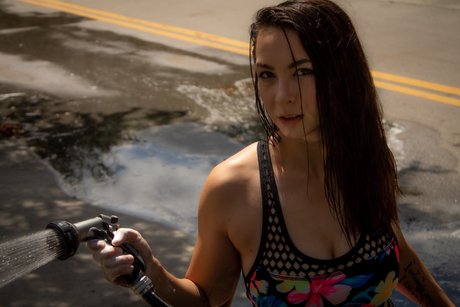 RhiCosplay model erotic pics