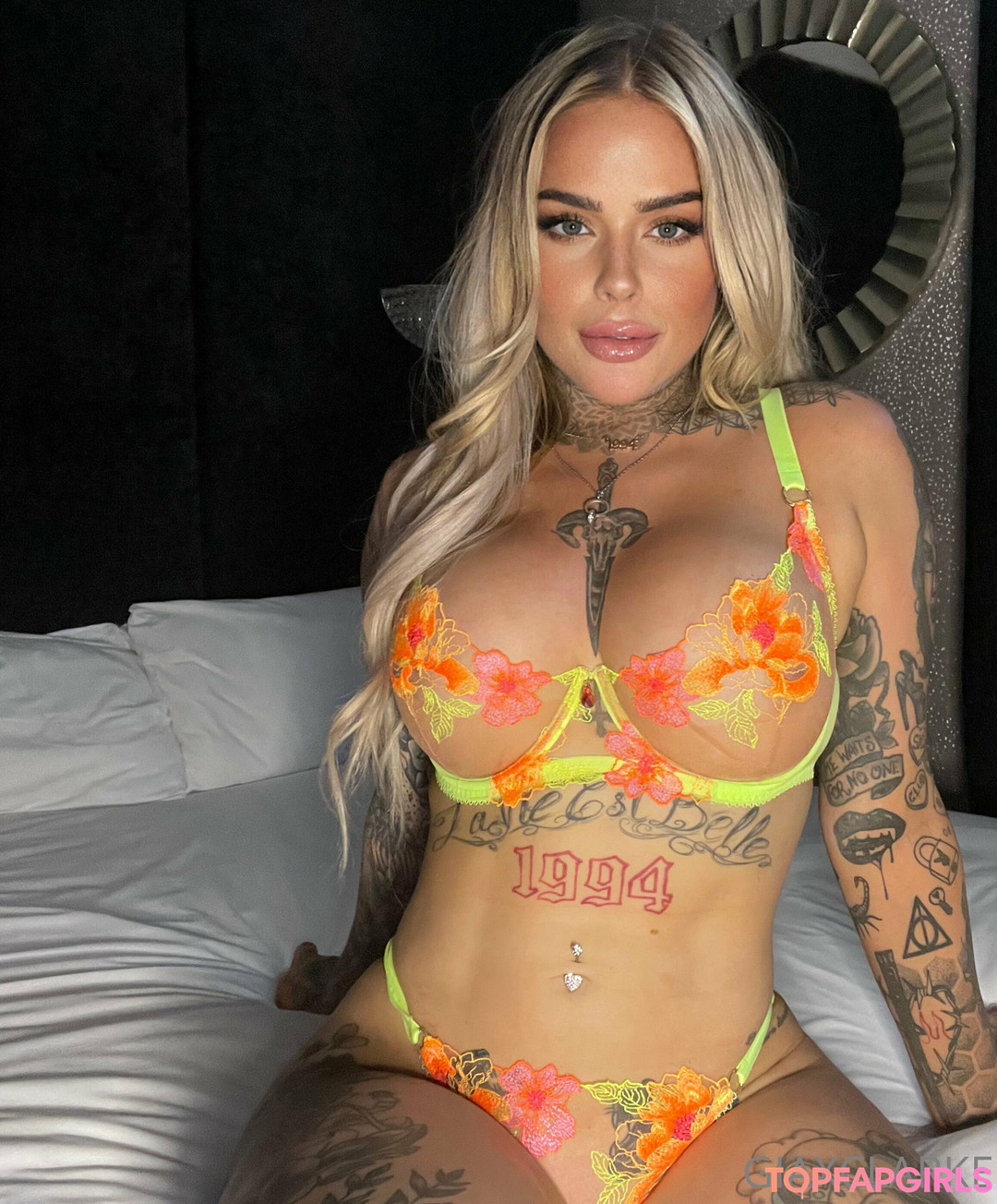 Gia Clarke high quality actress pics