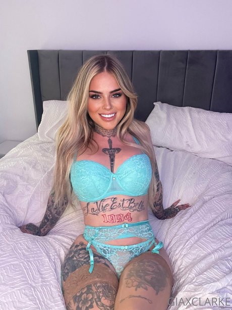 Gia Clarke pornstar naked photo