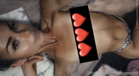 RachelLaurenGray perfect model image