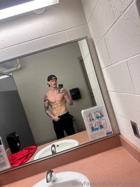 Kennykoxxx pornstar naked picture