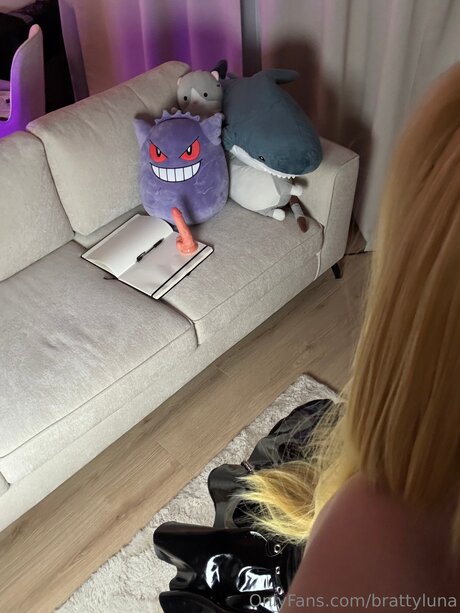 Brattyluna pretty pornstar img