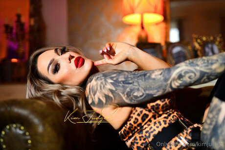 Kimjudge hd model pics