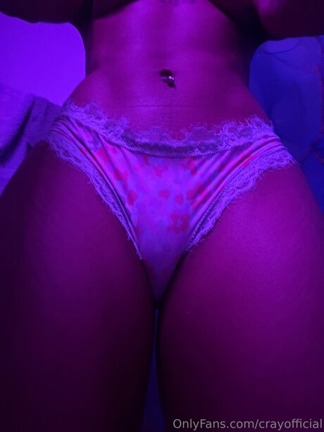 Crayofficial naked actress pic