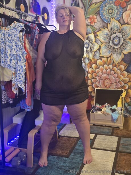 Sheslillyhart hot actress galleries