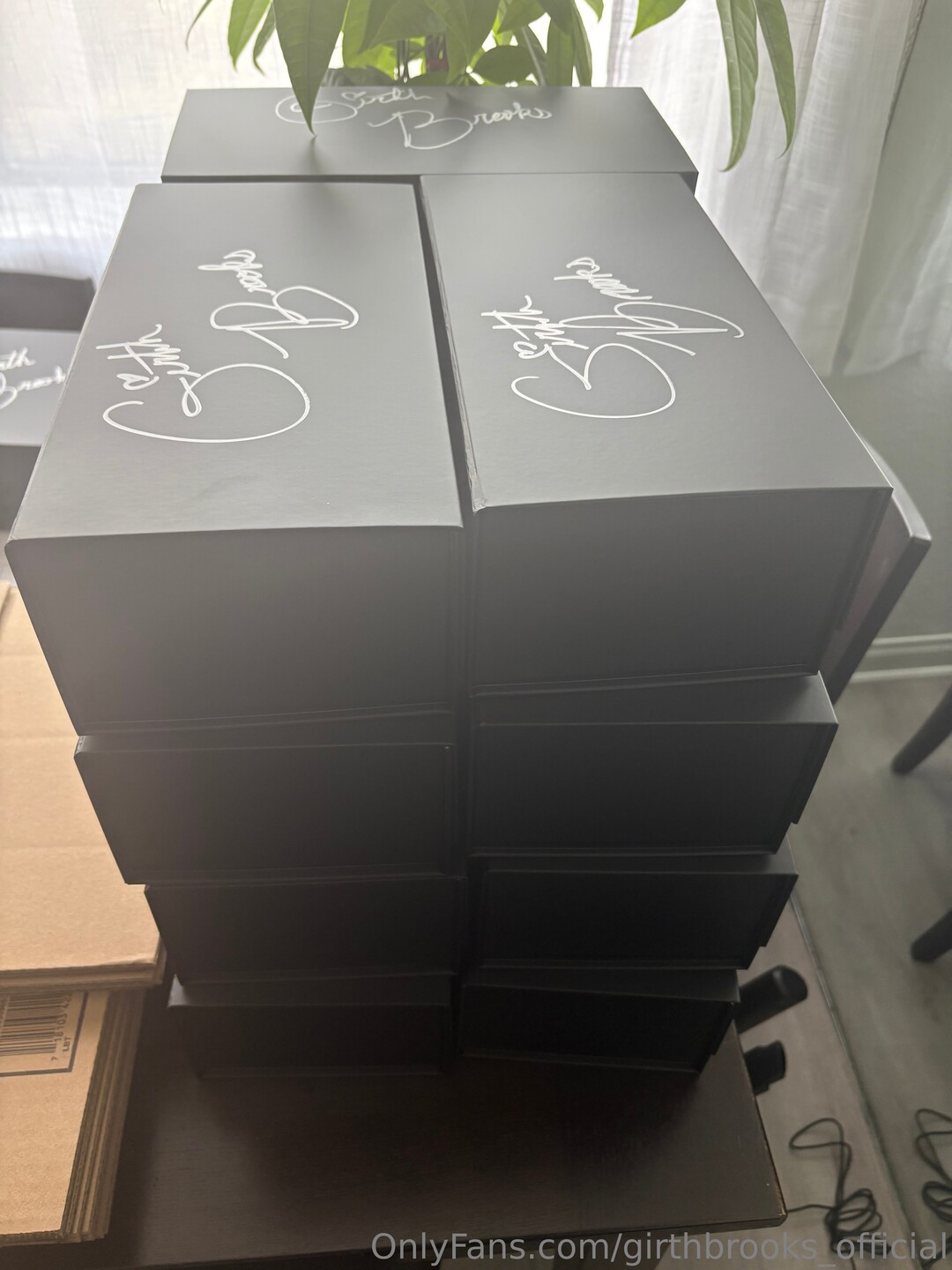 Girthbrooks Official pornstar nude picture