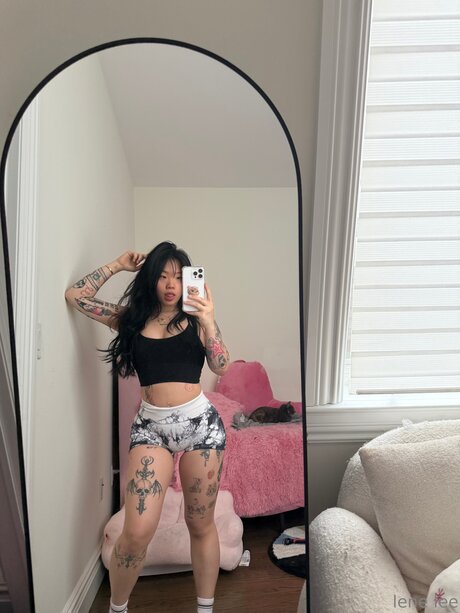 Lenerox pretty actress gallery