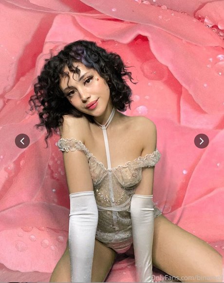 Mina Bell_ model hot archive