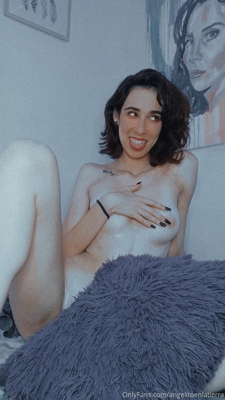 Anet Centeno sexy star img