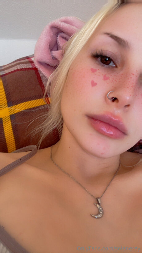 Selenerey star pretty archive
