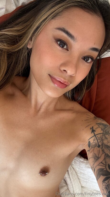 Tinytoes Exe pornographic actress pictures
