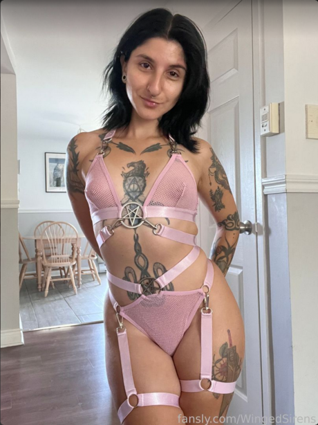 Winged sirens pornographic model img